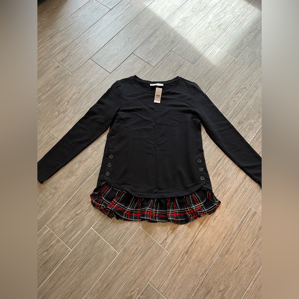 NWT LOFT SWEATER BLACK WITH PLAID RUFFLE BOTTOM